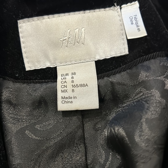 H&am Black Velvet Blazer - Picture 2 of 5